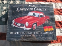 images/productimages/small/Mercedes-Bens 190SL Roadster ERTL 1;18.jpg